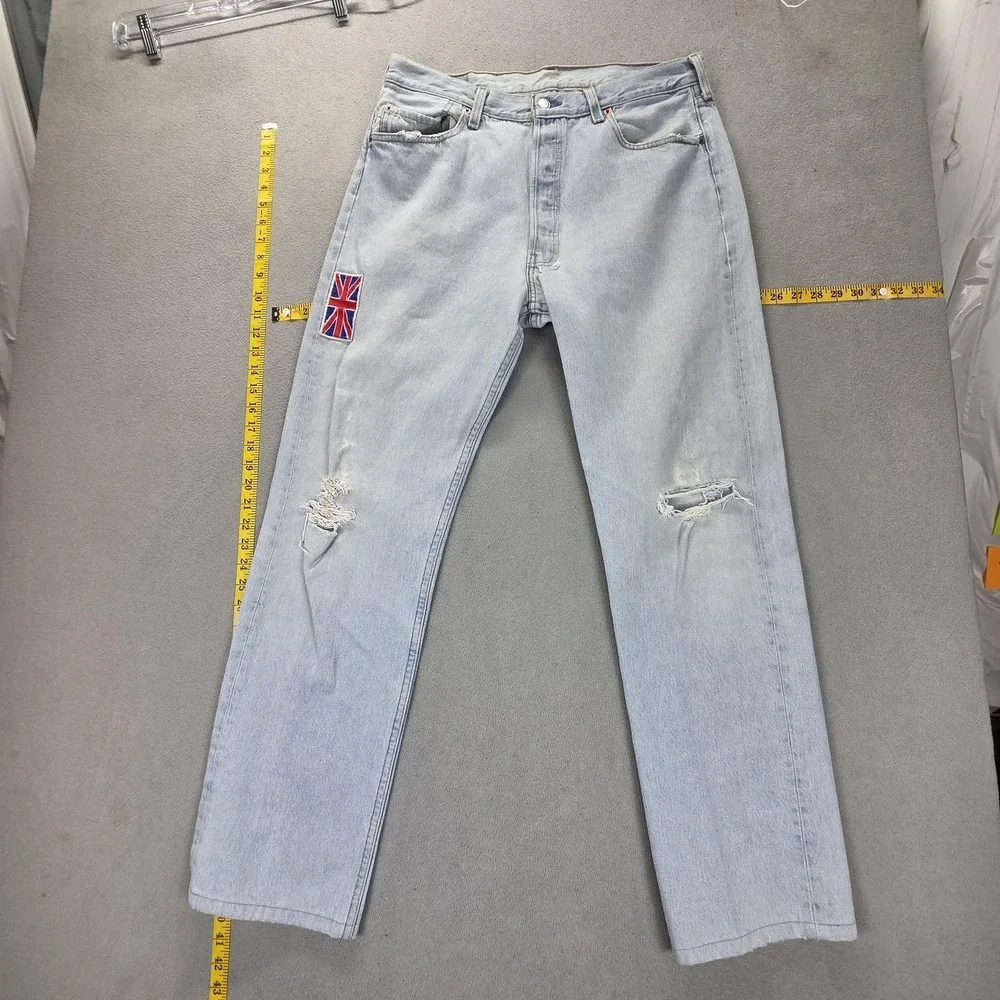 Vintage Levis 501 Jeans Mens Light Wash Made In USA Flag Patch Fits 32x32‎